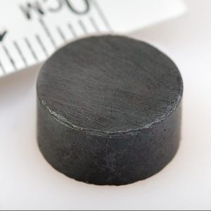 Feritový magnet valec 12x6 mm - Y30BH