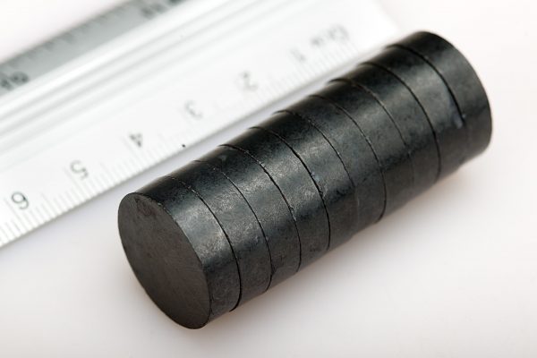 Feritový magnet valec 20x5 mm - Y30BH
