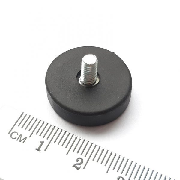 Magnet v puzdre s vonkajším závitom 22x6 mm pogumovaný
