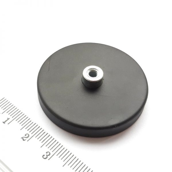 Magnet v puzdre s vysunutým vnútorným
  závitom 43x6 mm pogumovaný