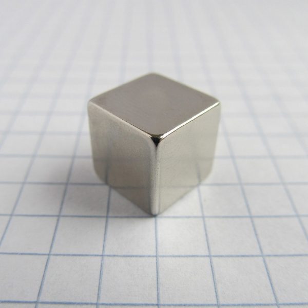 Neodýmový magnet kocka 10x10x10 mm - N38