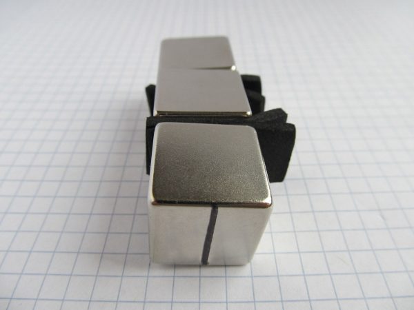Neodýmový magnet kocka 20x20x20 mm - N38