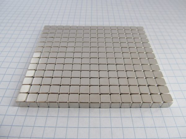 Neodýmový magnet kocka 5x5x5 mm - N35