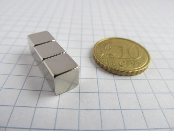 Neodýmový magnet kocka 7x7x7 mm - N52