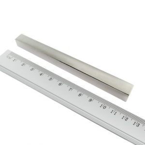 Neodýmový magnet kváder 110x5x5 mm - N38