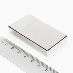 Neodýmový magnet kváder 60x30x15 mm -
  N38