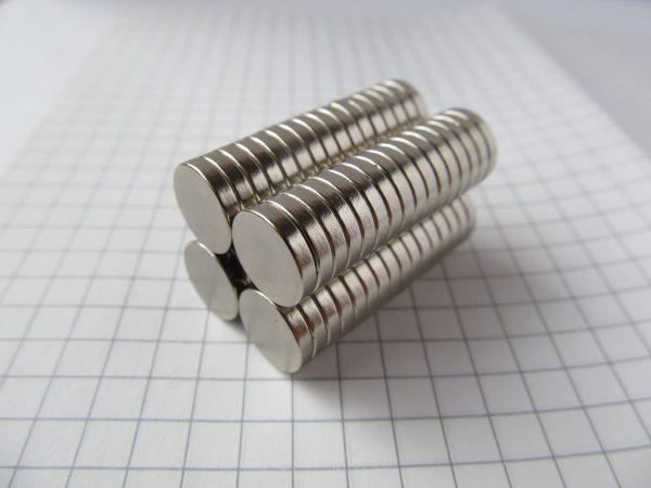 Neodýmový magnet valec 10x2 mm - N38