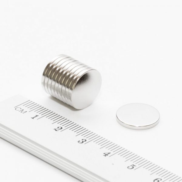Neodýmový magnet valec 14x1,5 mm Zn -
  N35