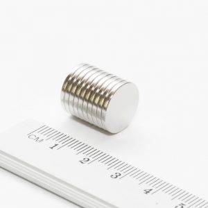Neodýmový magnet valec 14x1,5 mm Zn -
  N35
