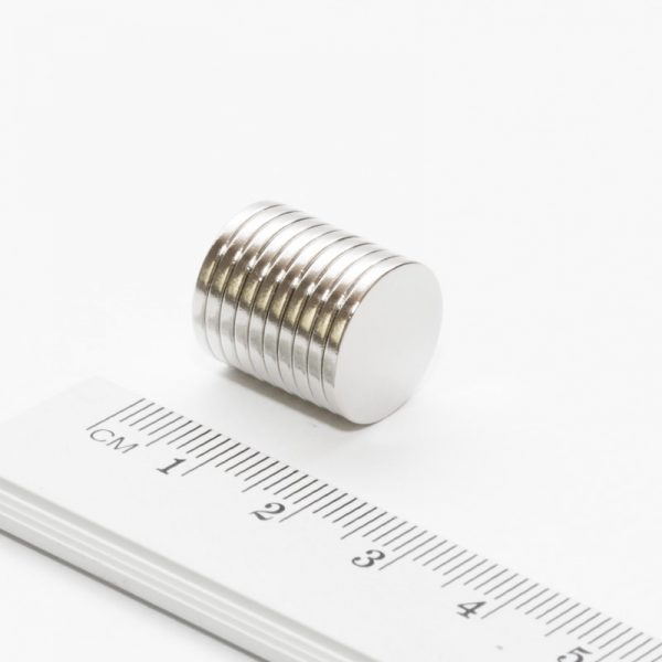 Neodýmový magnet valec 14x1,5 mm Zn -
  N35