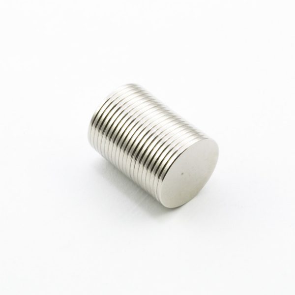 Neodýmový magnet valec 15x1 mm - N38