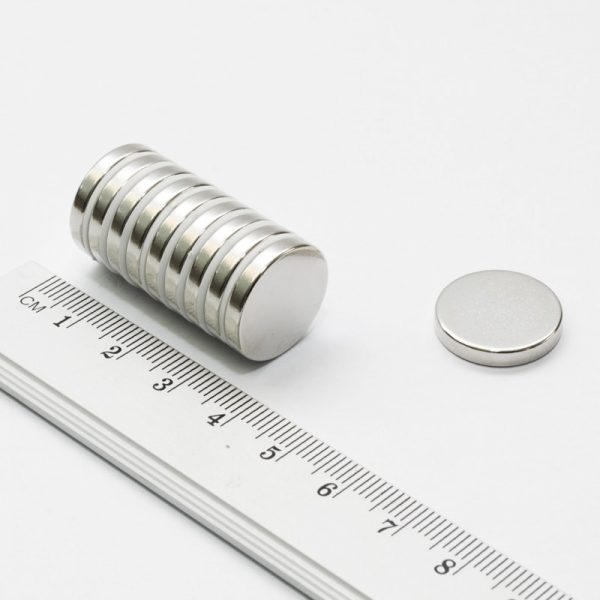 Neodýmový magnet valec 18x3 mm - N38
