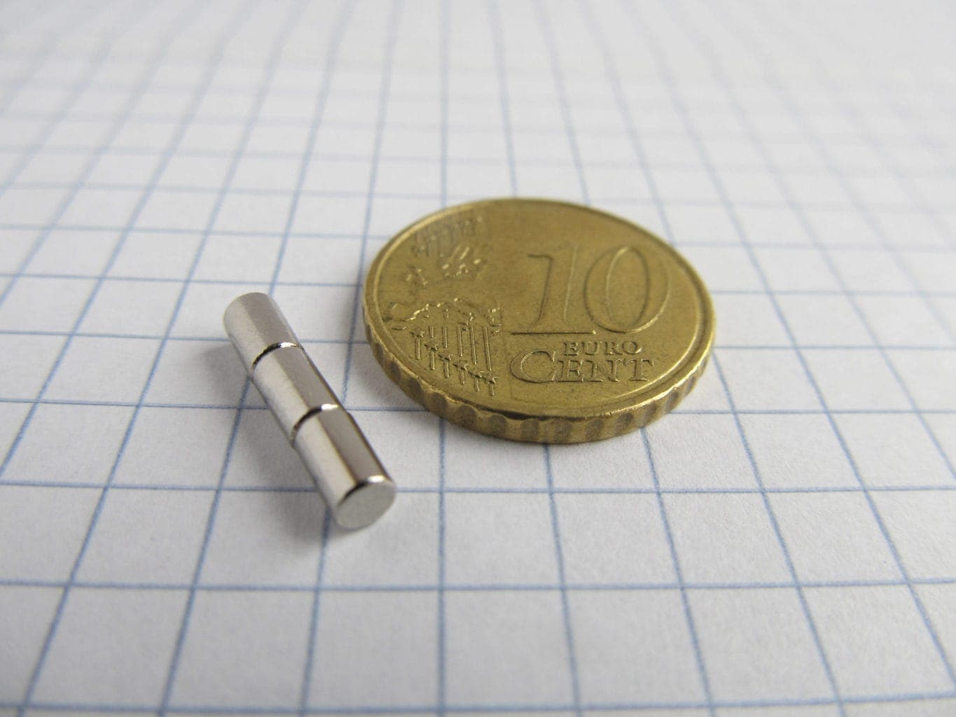 Neodýmový magnet valec 3x5 mm - N38