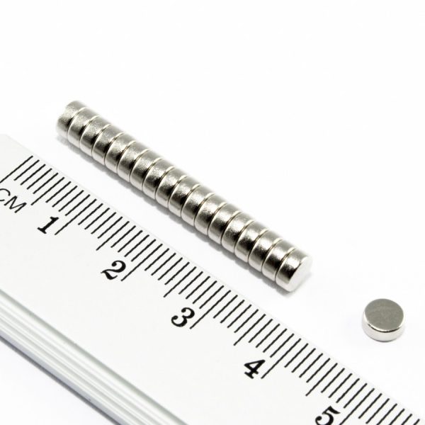Neodýmový magnet valec 5x2 mm - N38