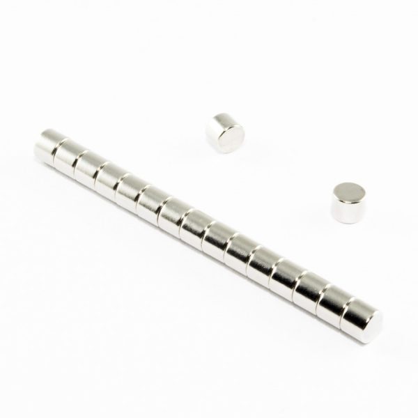 Neodýmový magnet valec 5x4 mm - N38