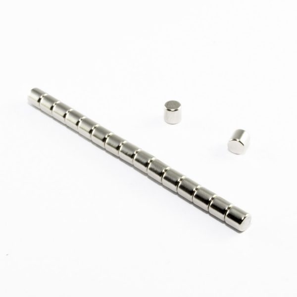 Neodýmový magnet valec 5x5 mm - N38