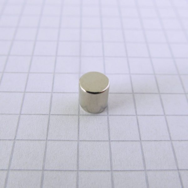 Neodýmový magnet valec 5x5 mm - N38