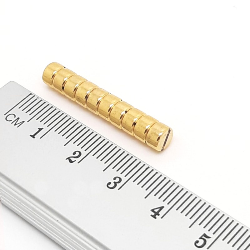 Neodýmový
magnet valec 5x3 mm pozlátený - N35 označený