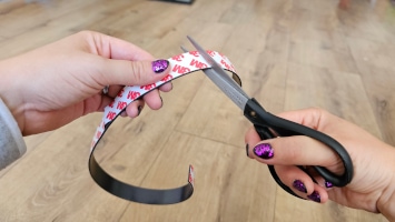 magnetický
  tip - magnetický make-up rám- odstrihnutie pásky