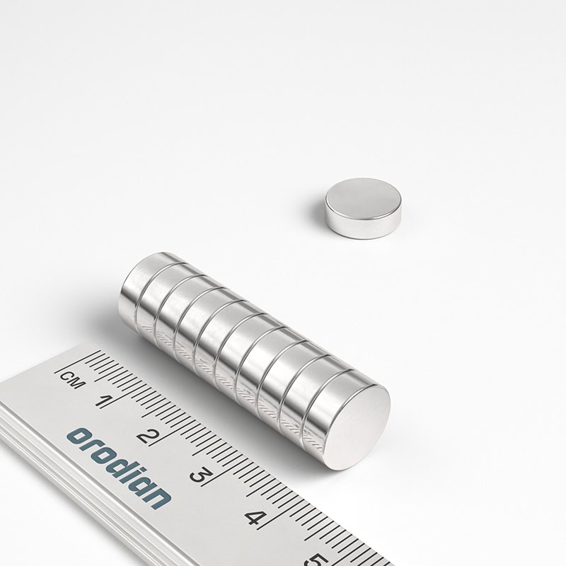 neodýmový magnet valec 12x4 mm