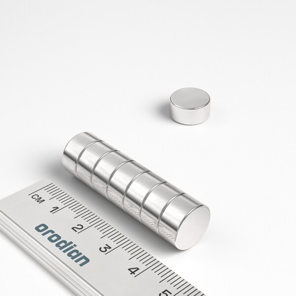 neodýmový magnet valec 12x6 mm