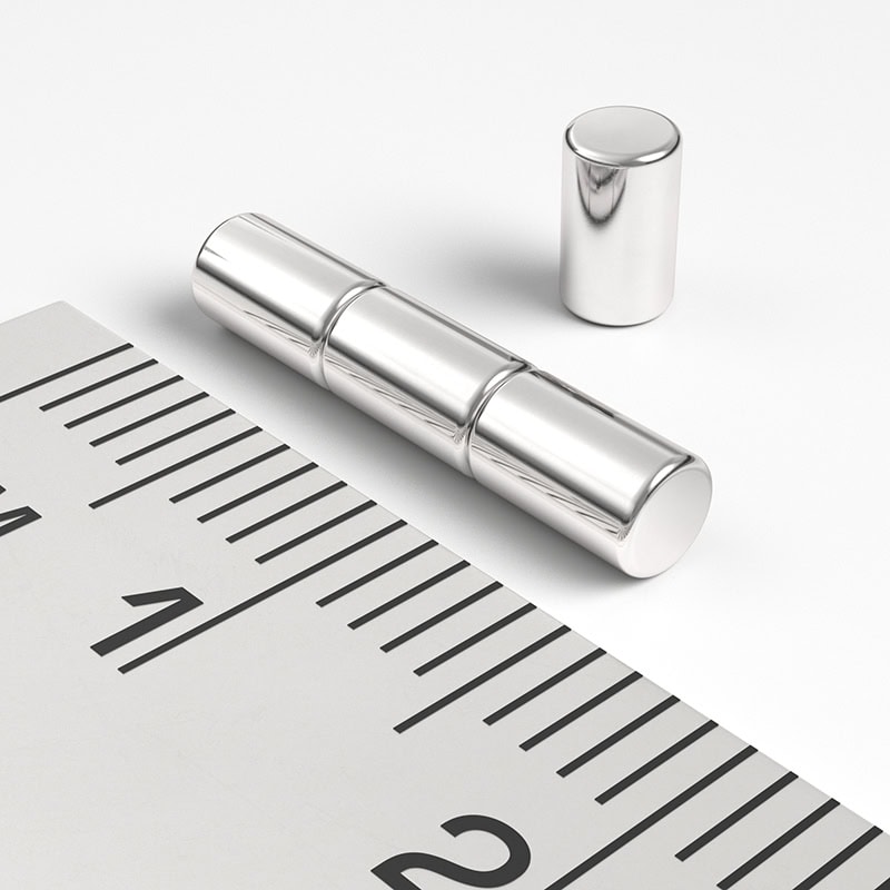 neodýmový magnet valec 3x5 mm