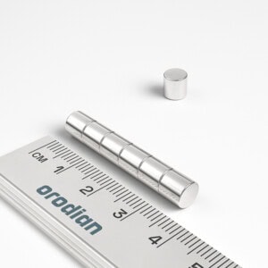 neodýmový magnet valec 6x6 mm