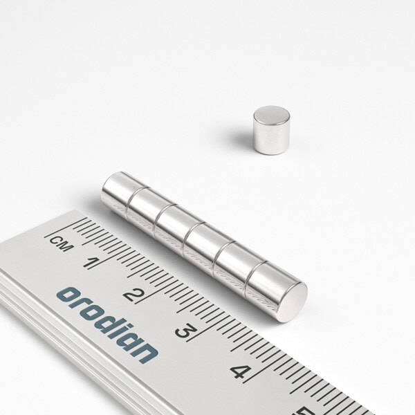 neodýmový magnet valec 6x6 mm