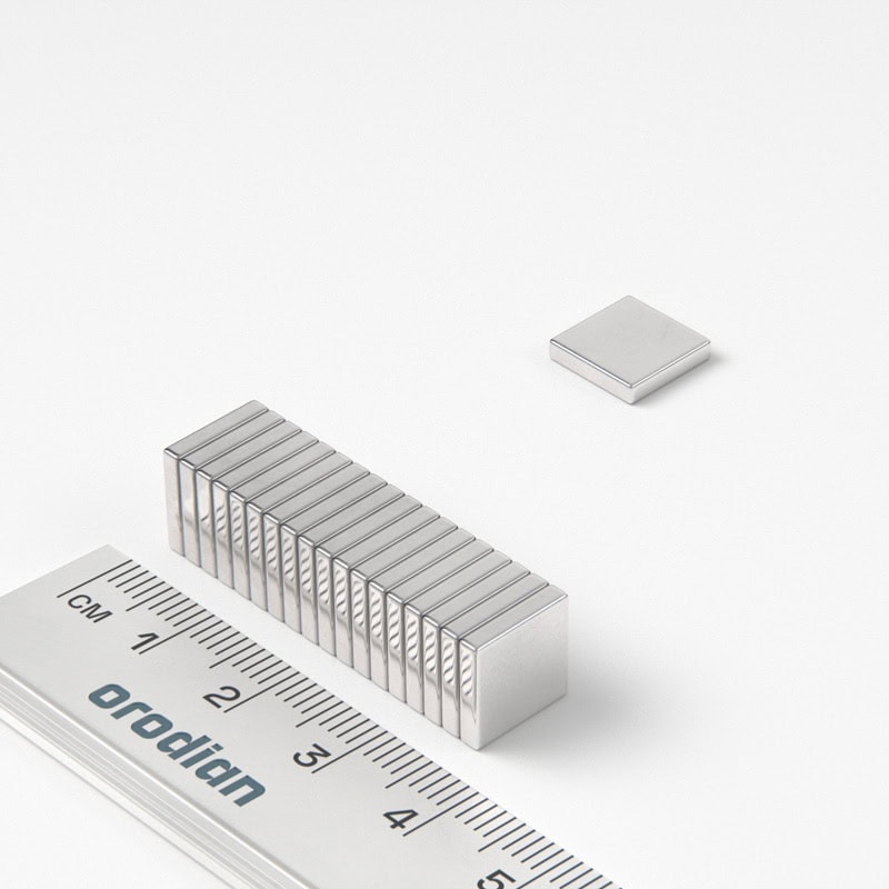 neodýmový magnet-kváder