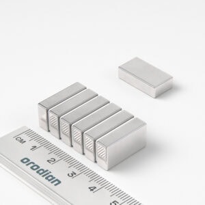 neodýmový magnet-kváder