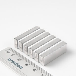 neodýmový magnet-kváder