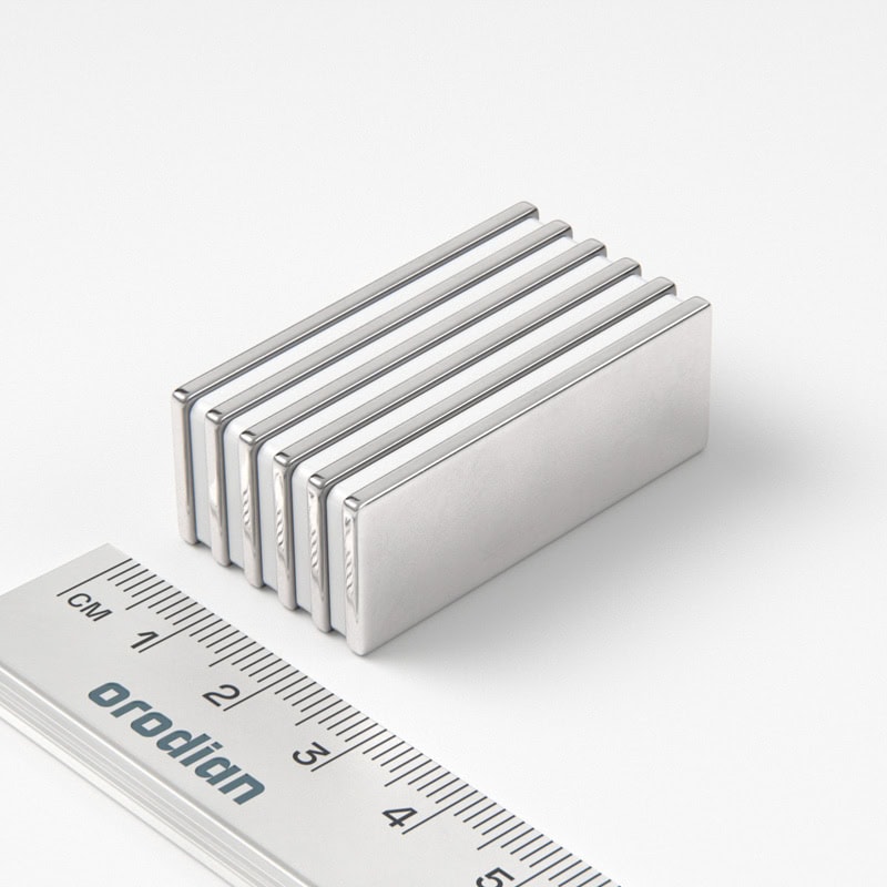 neodýmový magnet-kváder