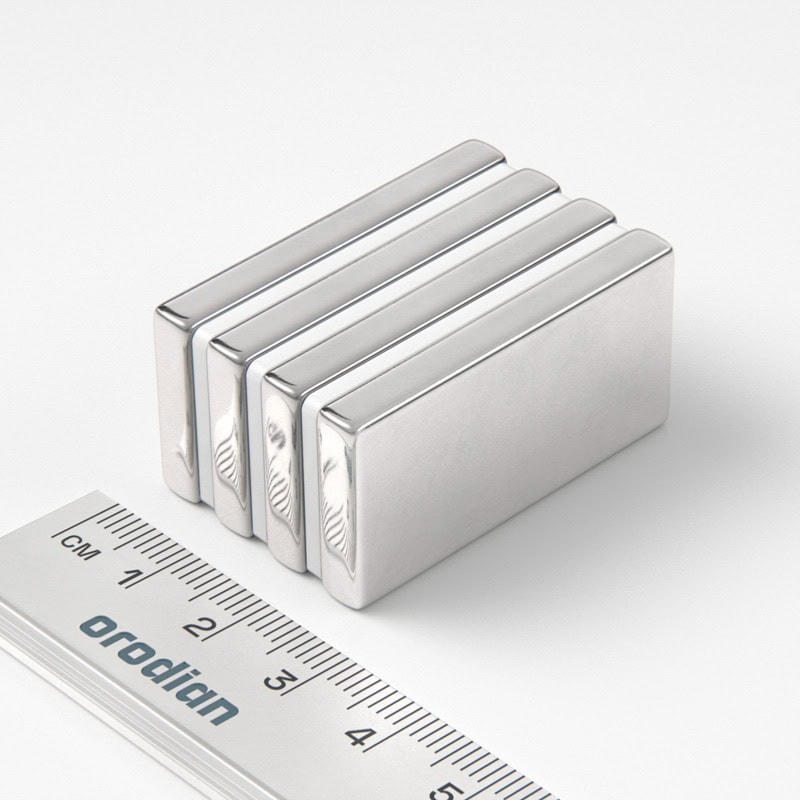 neodýmový magnet-kváder