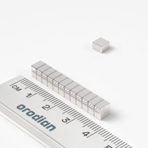 neodýmový magnet-kváder