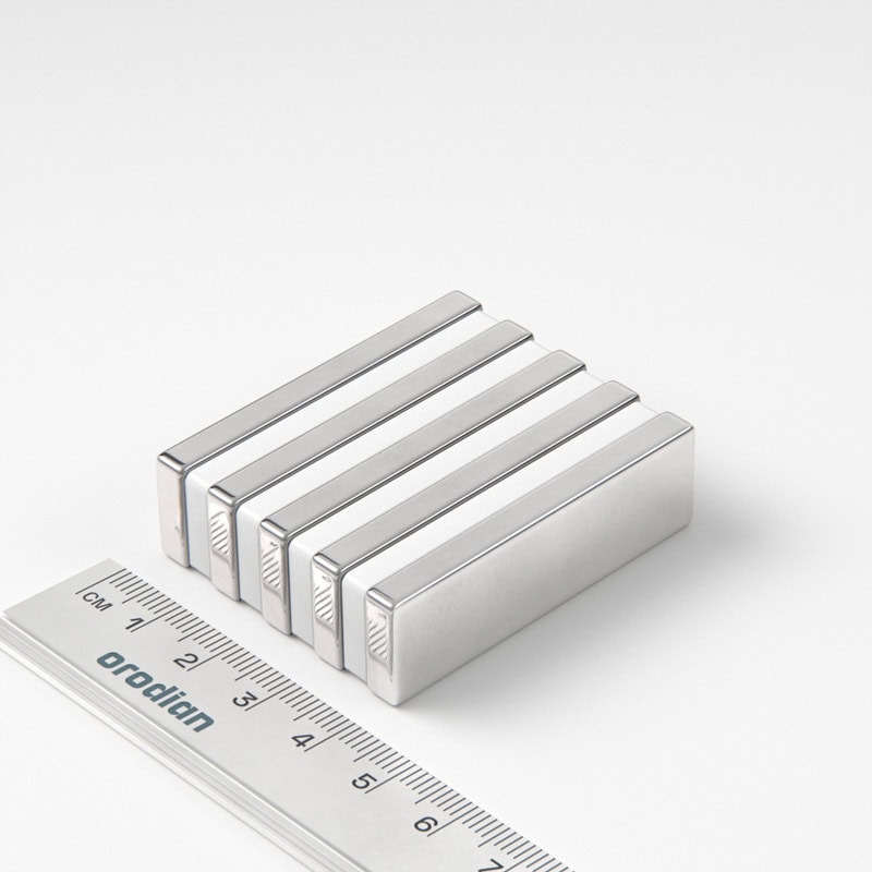 neodýmový magnet-kváder