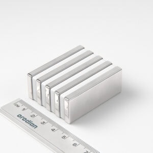 neodýmový magnet-kváder