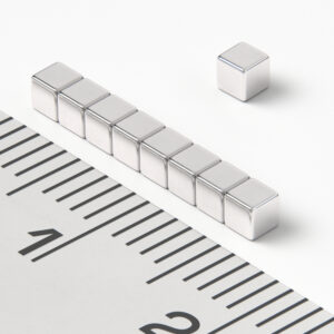 Neodýmový magnet kocka 2×2×2 mm - N52