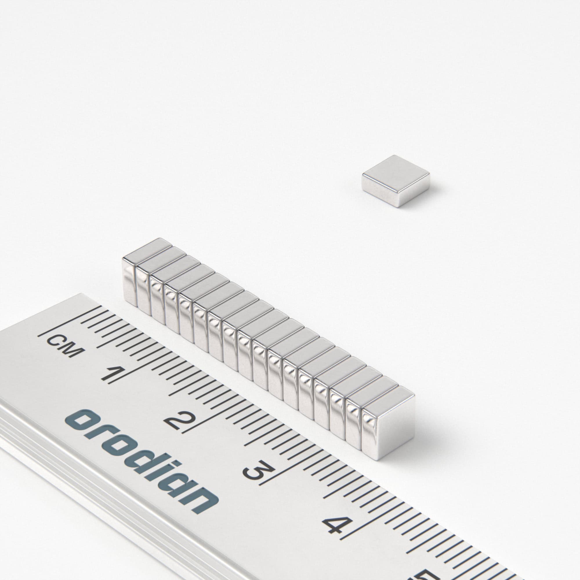 Neodýmový magnet kváder 5×5×2 mm - N38