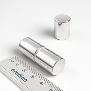 Neodýmový magnet valec 15×20 mm - N38