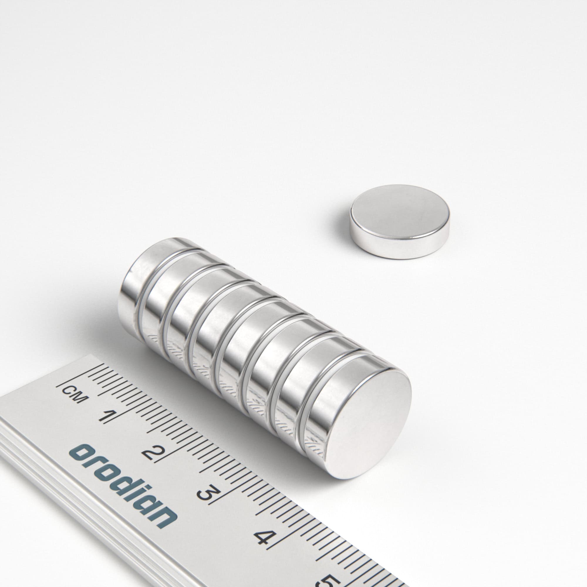 Neodýmový magnet valec 15×4 mm - N38