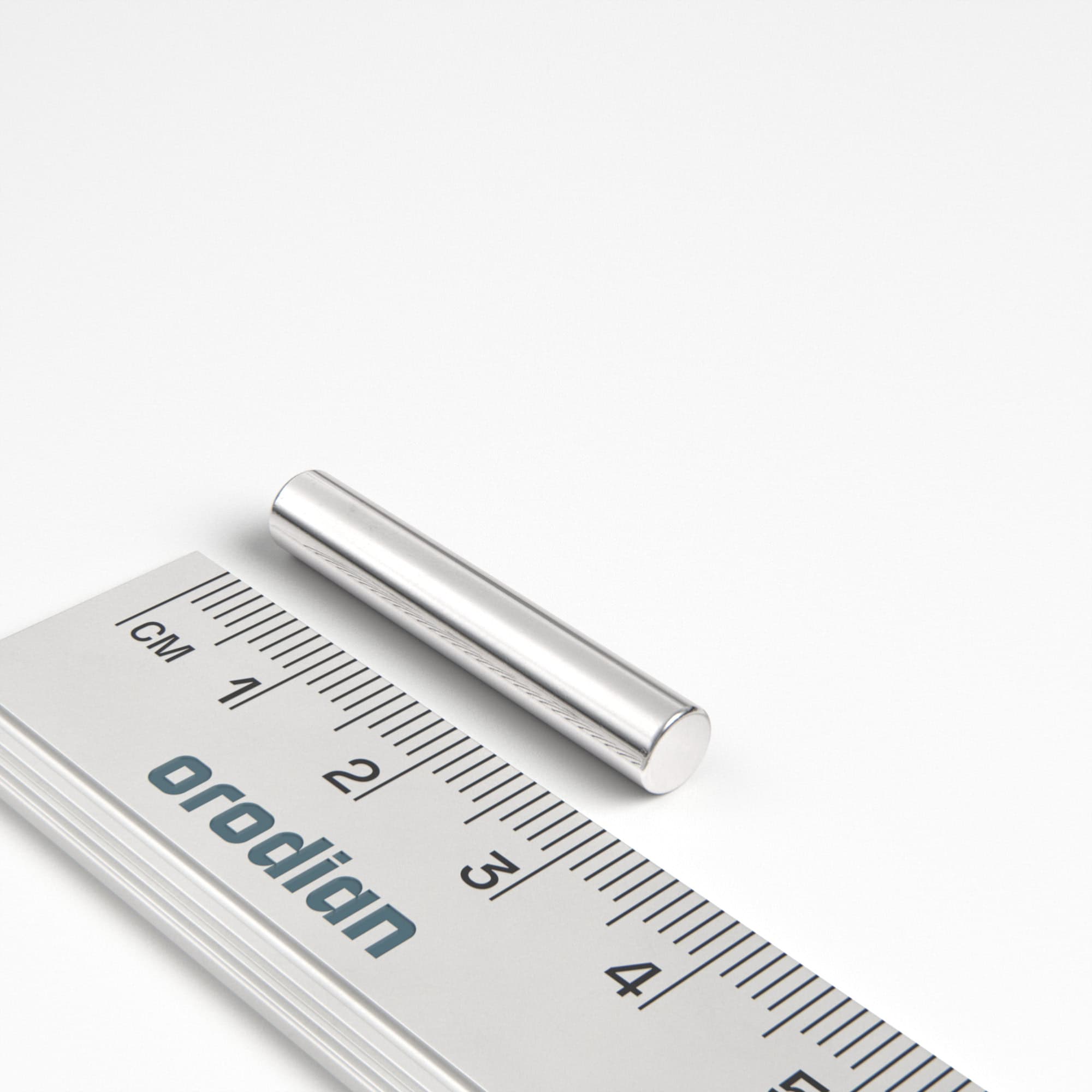 Neodýmový magnet valec 5×30 mm (diametrálna magnetizácia) - N48