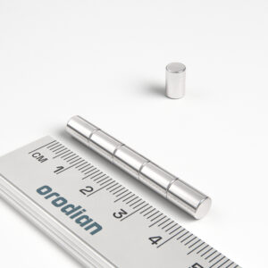 Neodýmový magnet valec 5×8 mm - N38