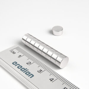 Neodýmový magnet valec 8×4 mm - N38